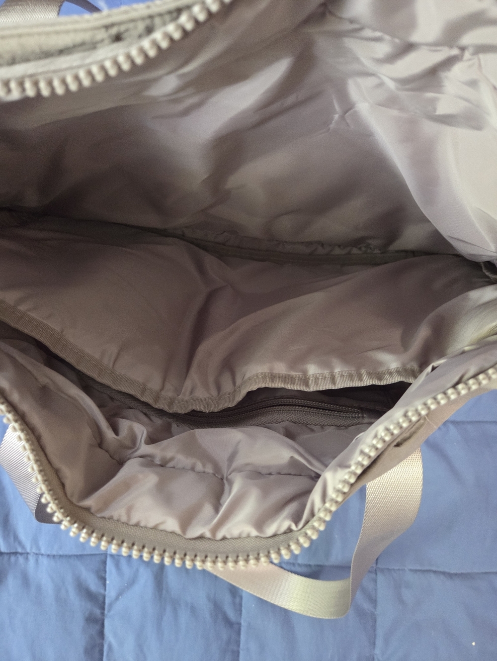 Bagsmart Purse In Cream - Picture 2 of 6